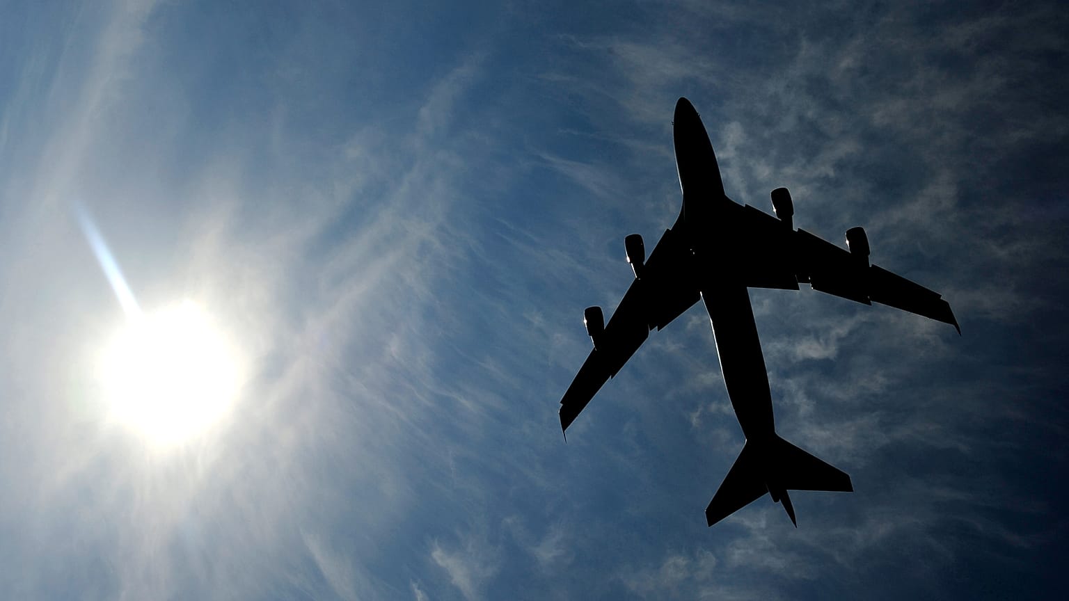 Avustralya'da gece uyumayan pilot baygın halde 40 dakika uçtu
