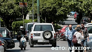 Εξάρχεια: Επίθεση κατά αστυνομικών - Ένας τραυματίας
