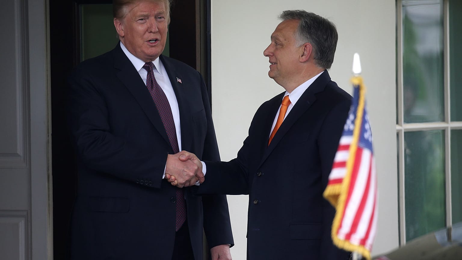 Trump lobt Orbán: "Er hat das Richtige getan"