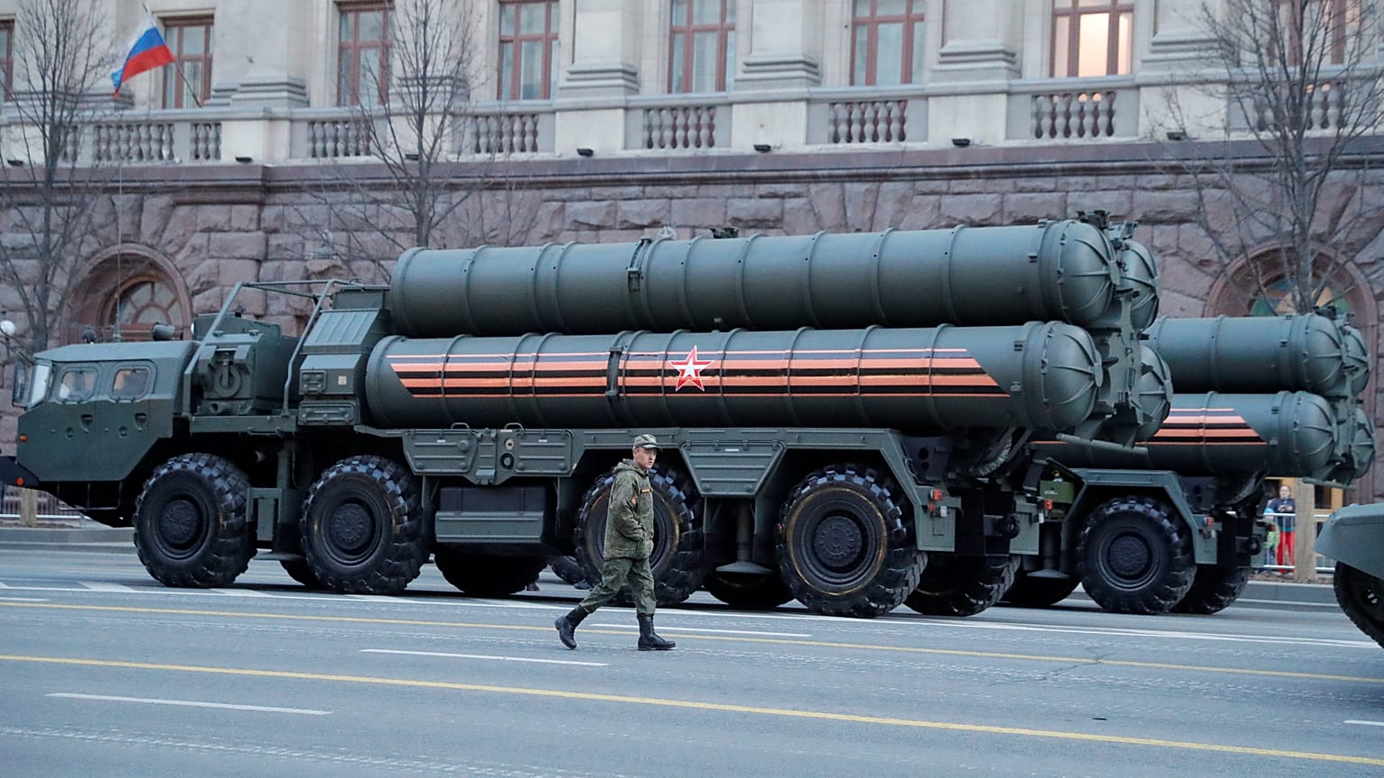 Rus S-400 hava savunma bataryaları