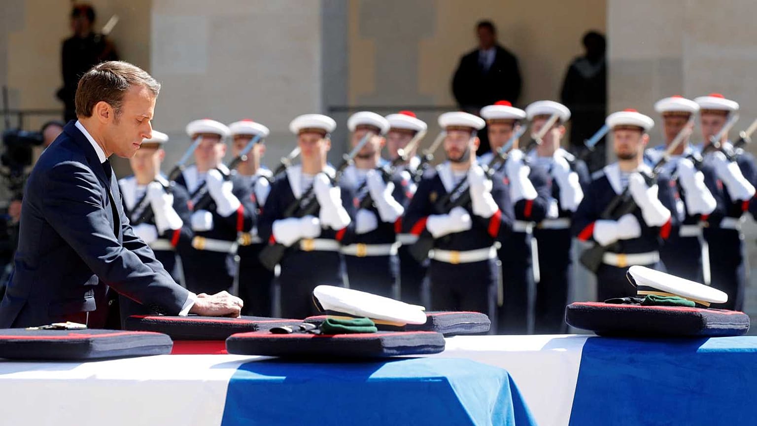 France : hommage national aux deux soldats tués au Burkina Faso
