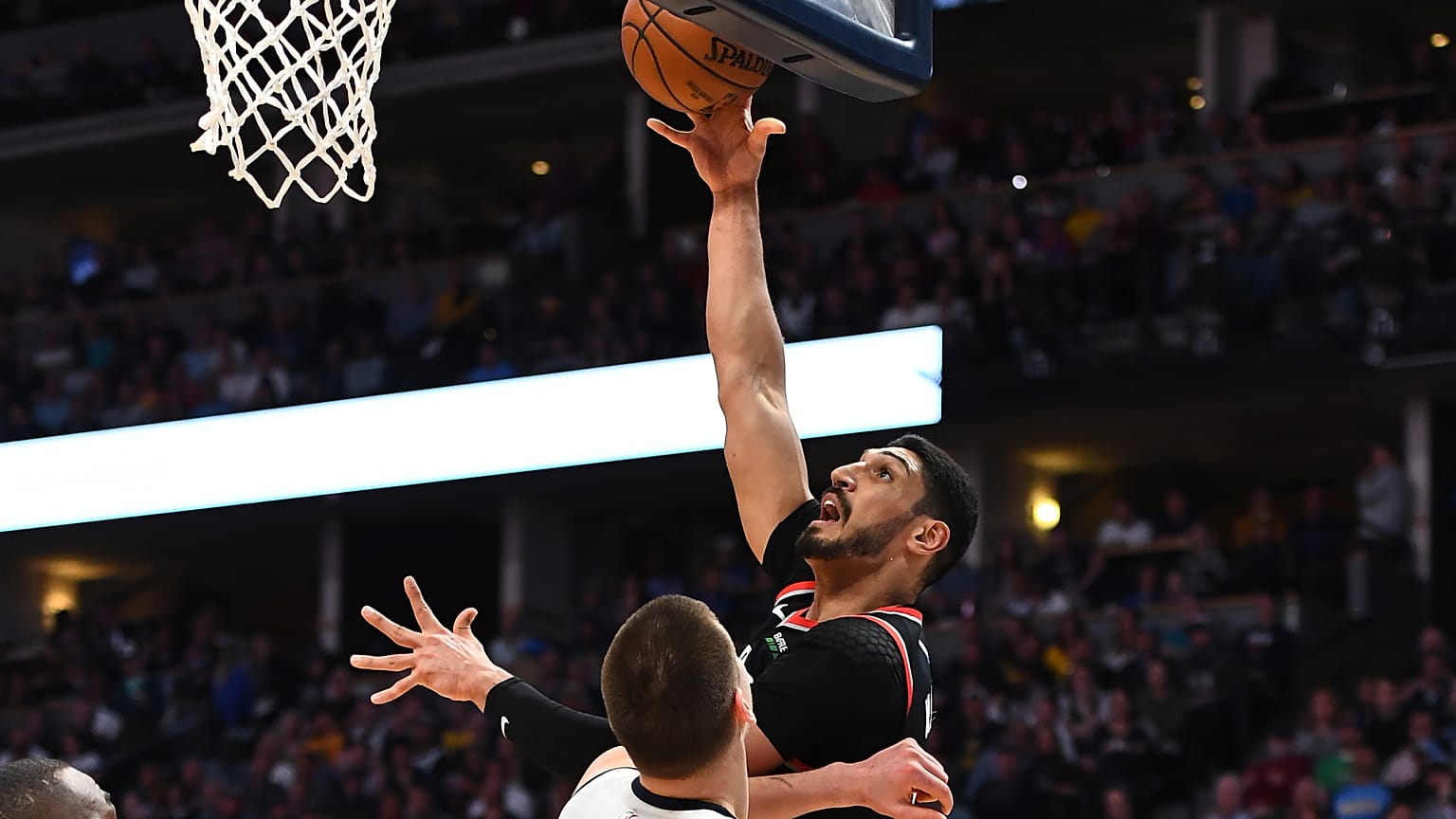 S Sport Plus Enes Kanter'in oynadığı NBA Batı Konferansı final maçını yayınlamadı