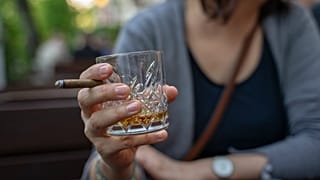 افزایش مالیات الکل و دخانیات و تاثیر آن بر اصلاح الگوی مصرف 