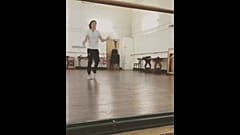 Мик Джаггер отжигает