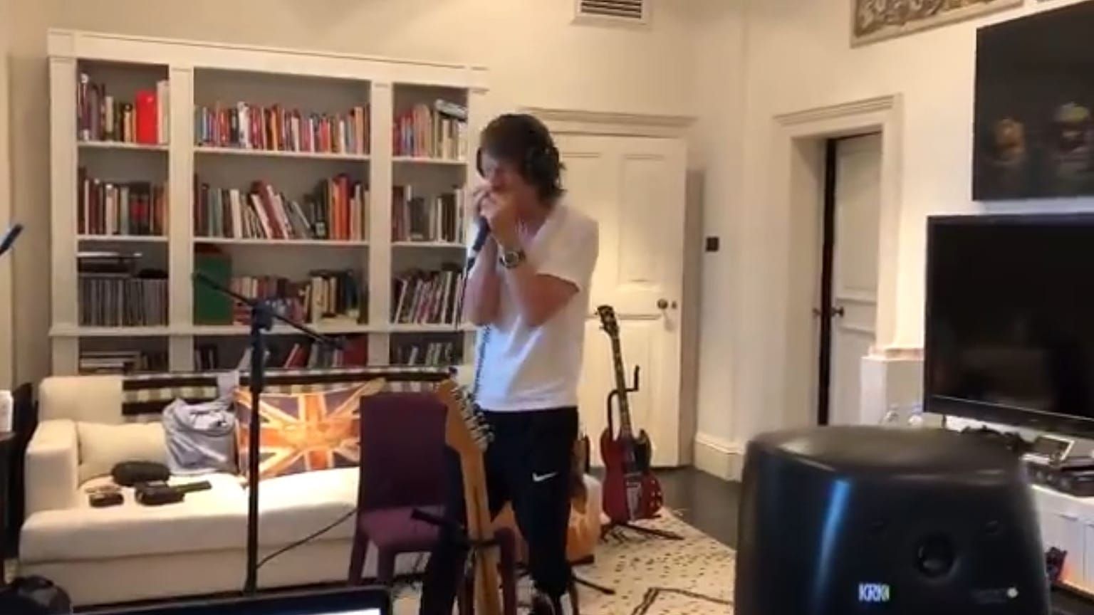 Mick Jagger vuelva a bailar tras su operación de corazón 