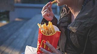 A McDonald's-ba küldik a vészhelyzetben lévő amerikai turistákat Ausztriában 