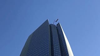 Fensterputzer in Oklahoma bangen in 250 Meter Höhe um ihr Leben