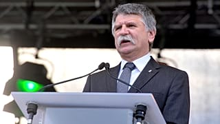 Kövér a pedofíliához hasonlította az örökbefogadás követelését a melegektől