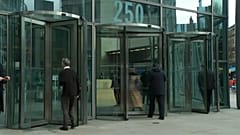 EU-Kommission verhängt Geldstrafen für Banken