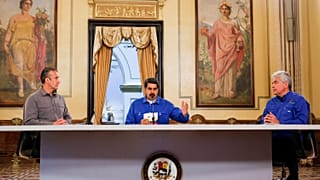 Maduro yönetimi: 'ABD'nin kuklası olmayan demokrat' muhaliflerle görüşüyoruz
