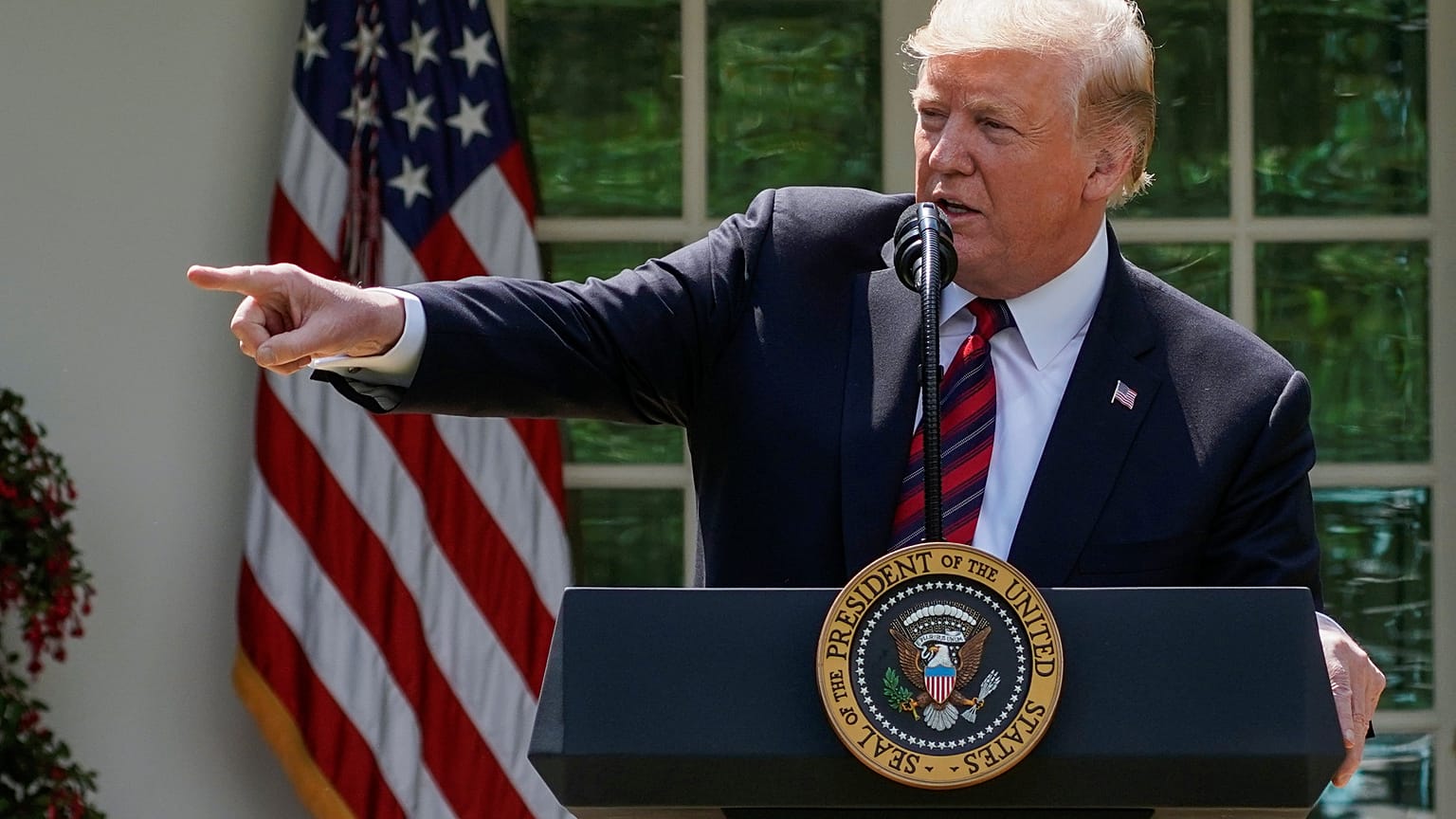 Trump verschiebt Erhebung von Sonderzöllen auf Autoimporte