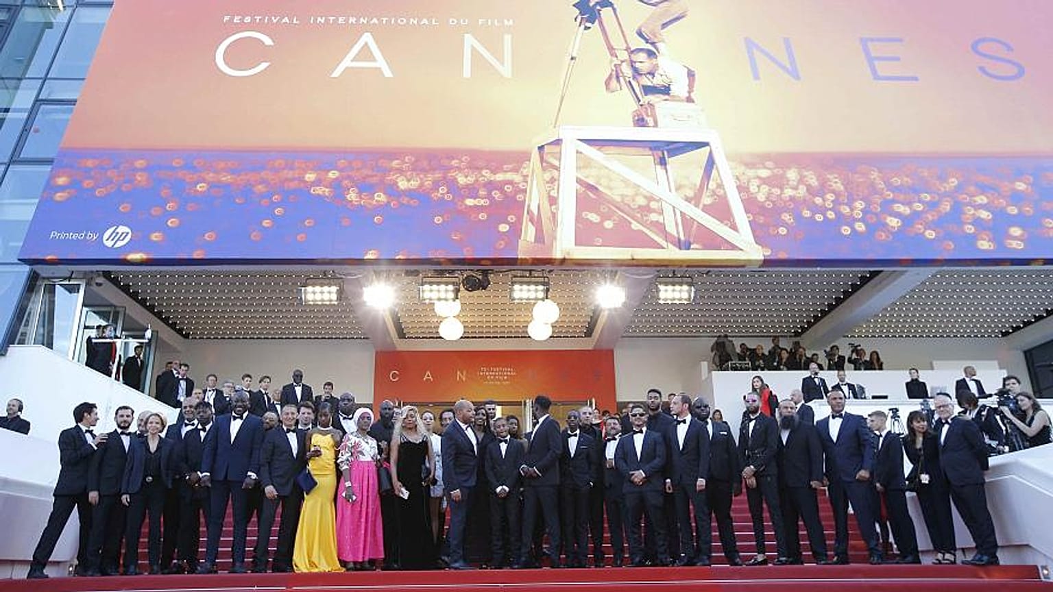 Montée des marches pour le film "Les Miserables" de Ladj Ly.