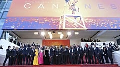 Montée des marches pour le film "Les Miserables" de Ladj Ly.