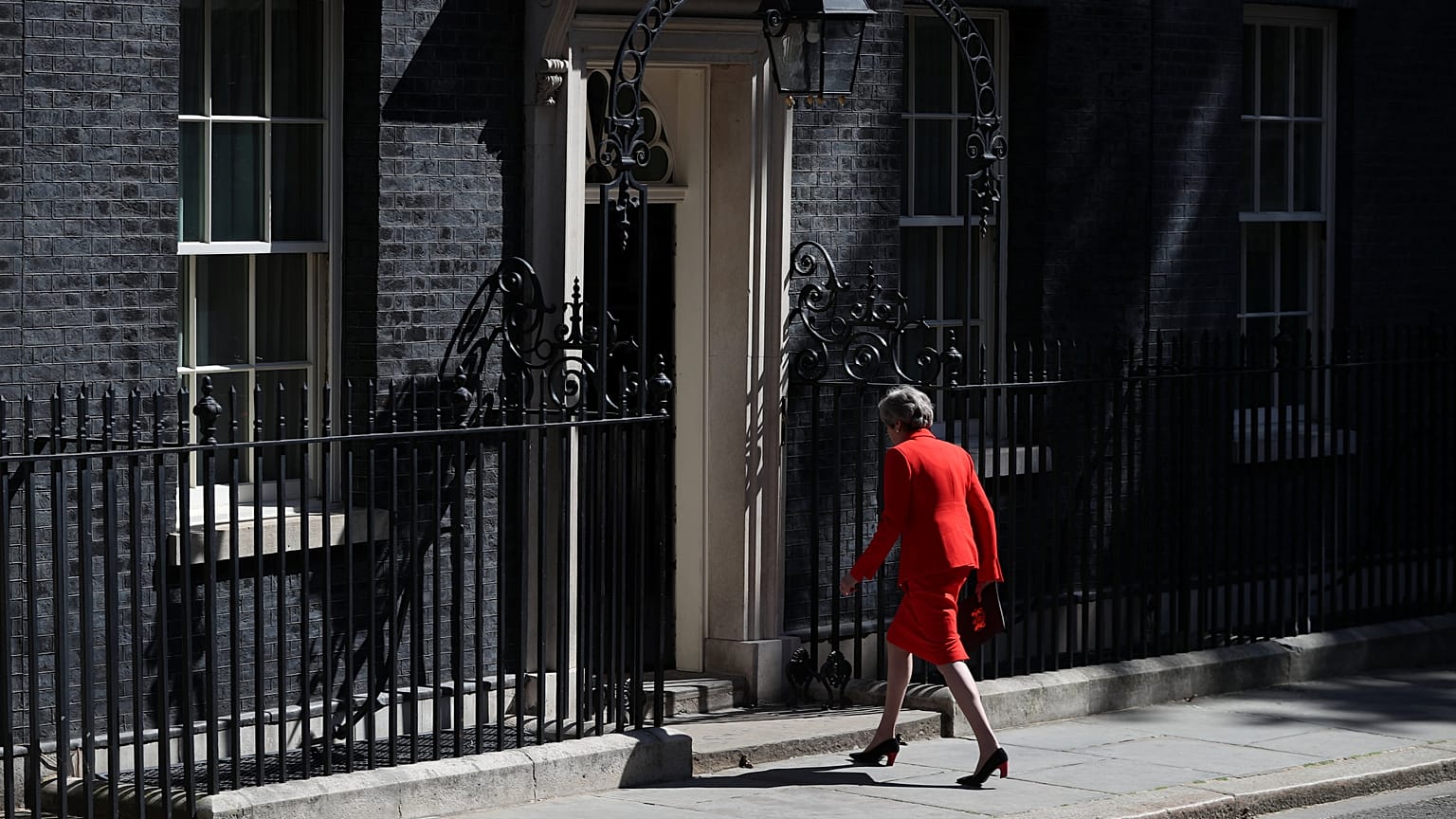 Who is favourite to replace Theresa May as UK prime minister?