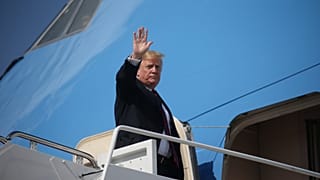 Trump nem döntött a vámtarifákról