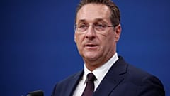 Strache und die dubiosen Angebote an "reiche Russin" 