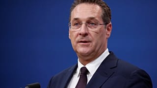 Strache und die dubiosen Angebote an "reiche Russin" 