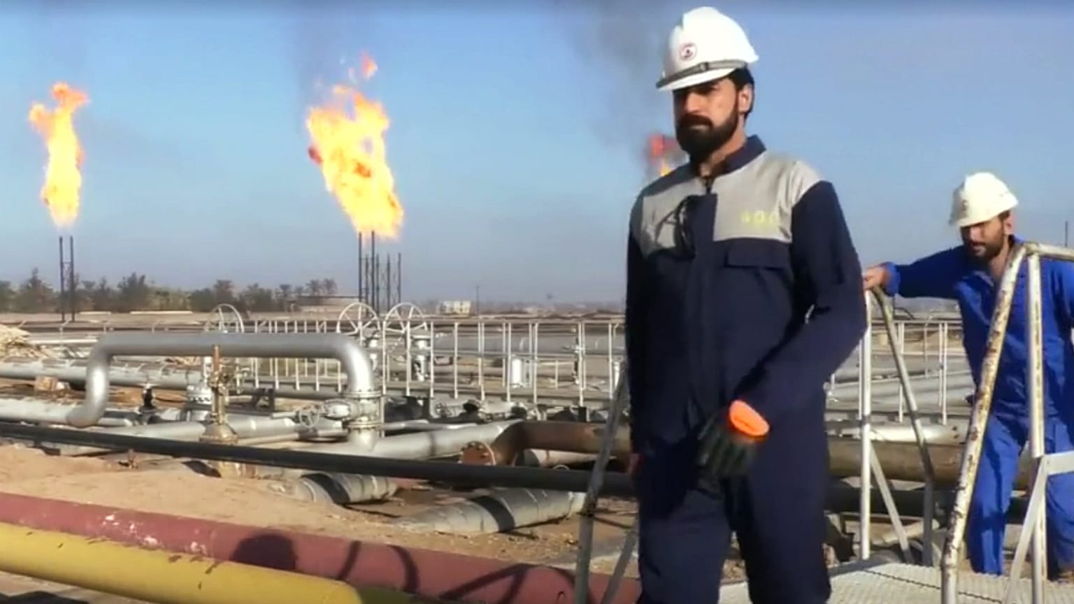 خروج مهندسان خارجی شرکت نفت و گاز اکسون‌موبیل از میدان نفتی بصره عراق