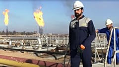 خروج مهندسان خارجی شرکت نفت و گاز اکسون‌موبیل از میدان نفتی بصره عراق