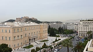 Καιρός: Έως 32 βαθμοί και αφρικανική σκόνη