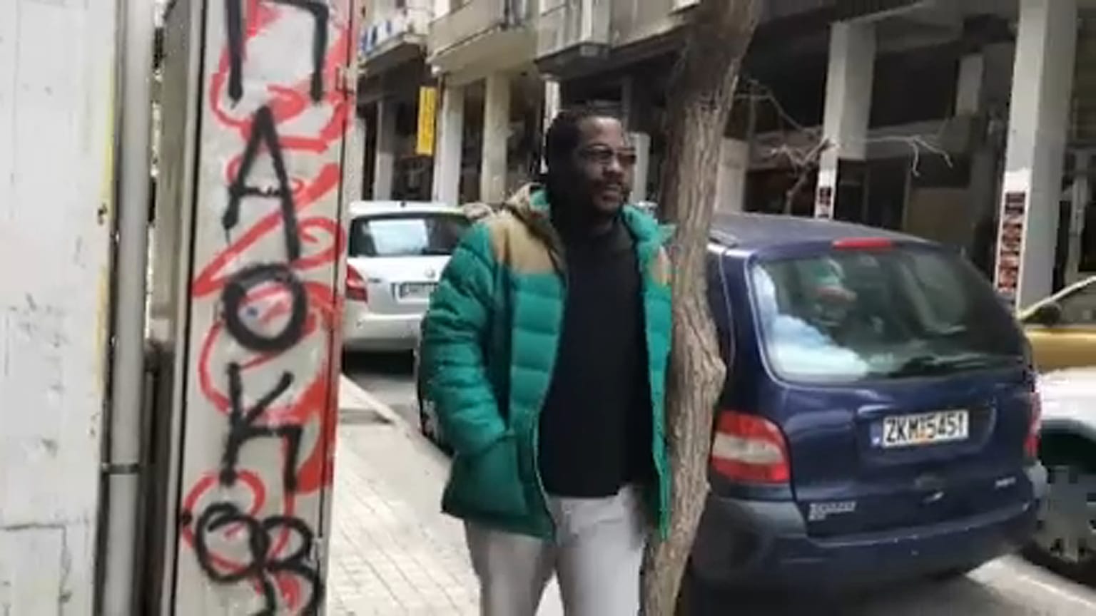 Ο «γολγοθάς» για την ελληνική υπηκοότητα