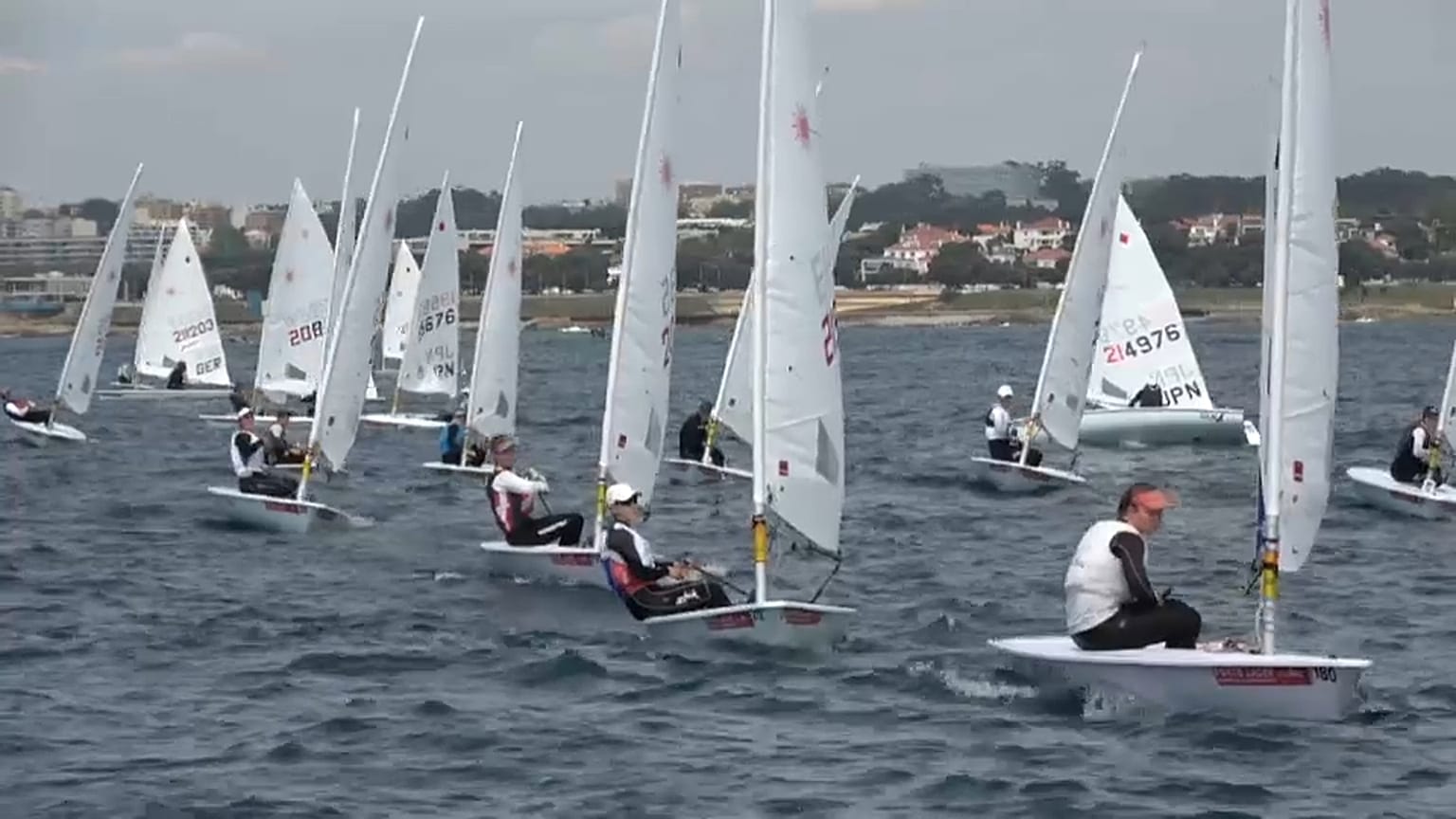 Campeonatos da Europa de vela classe Lase decorrem no Porto até sábado