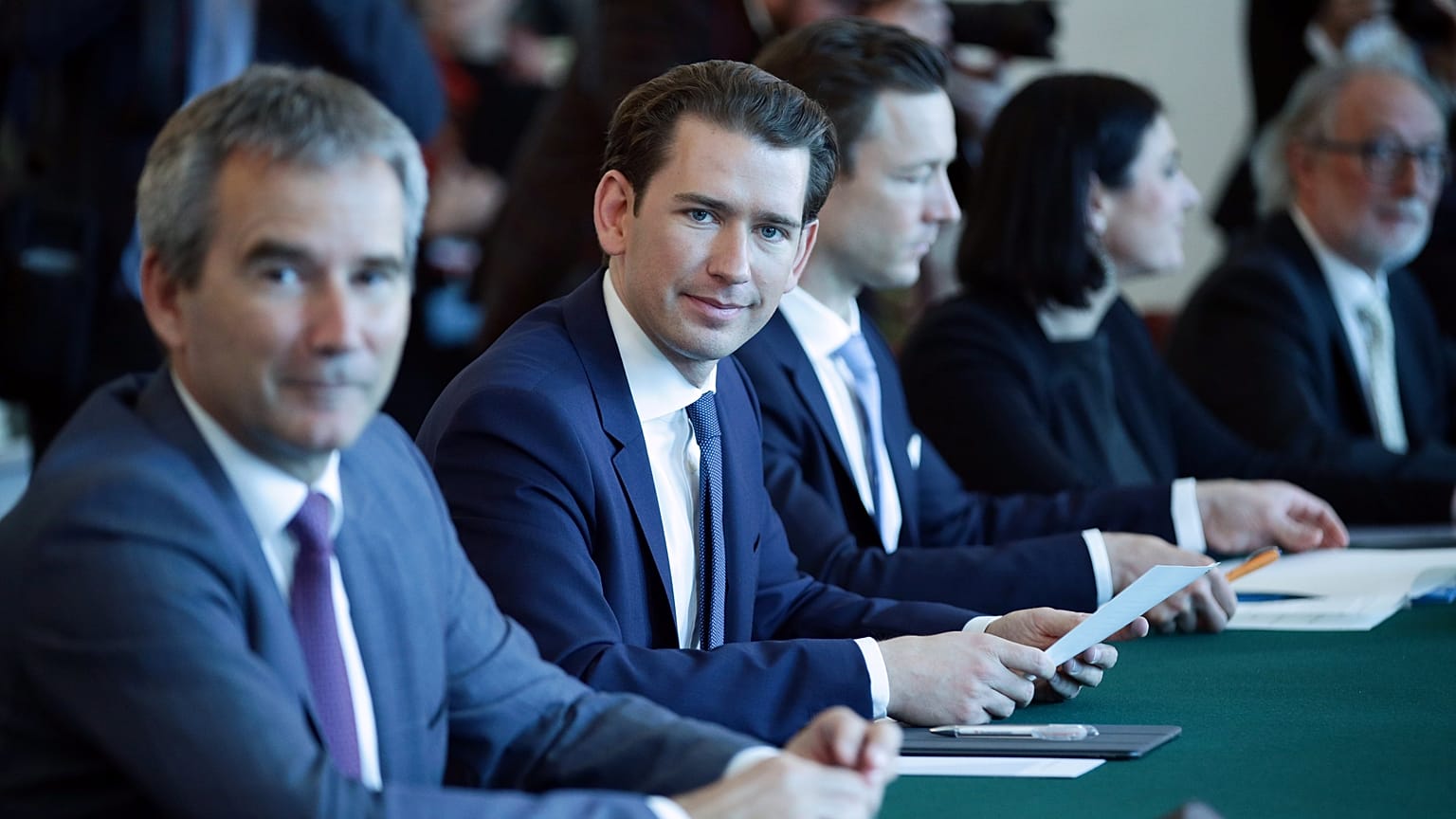 Beiktatták az új osztrák minisztereket
