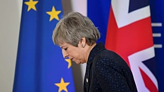 Brexit: Η Μέι χάνει μία ακόμα υπουργό