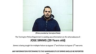 Fugitive strikes deal with police: 'I'll surrender if my wanted post gets enough Facebook likes'