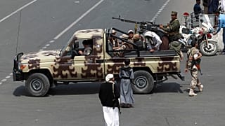 ریاض ادعای حمله پهپادی موفق حوثیها به فرودگاه نجران را تکذیب کرد