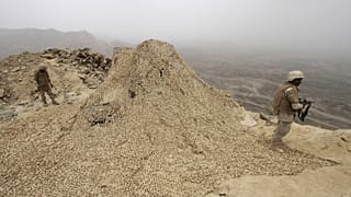 جنود سعوديون على الحدود مع اليمن