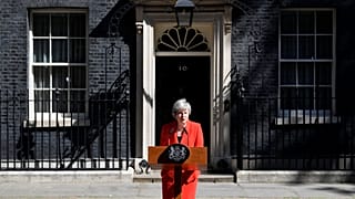 Brexit, Theresa May annuncia tra le lacrime le sue dimissioni per il 7 giugno