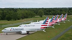 Resta a terra il Boeing 737 max 