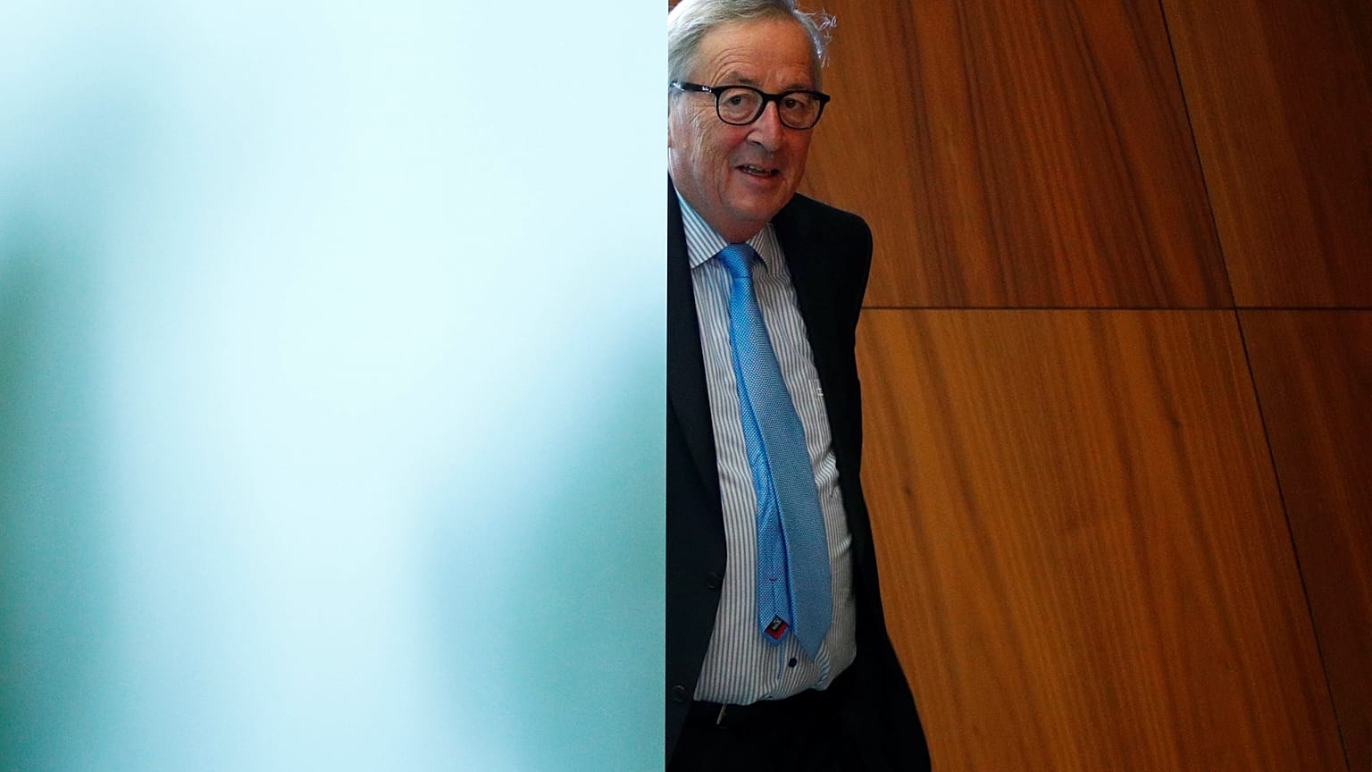 Juncker csodálta Orbánt