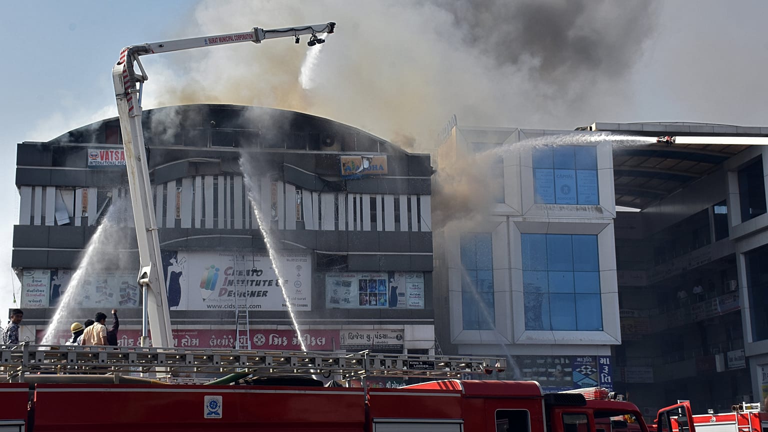 Incendio in India: strage di studenti