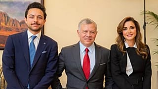 الملك عبد الله والملكة رانيا وابنهما 