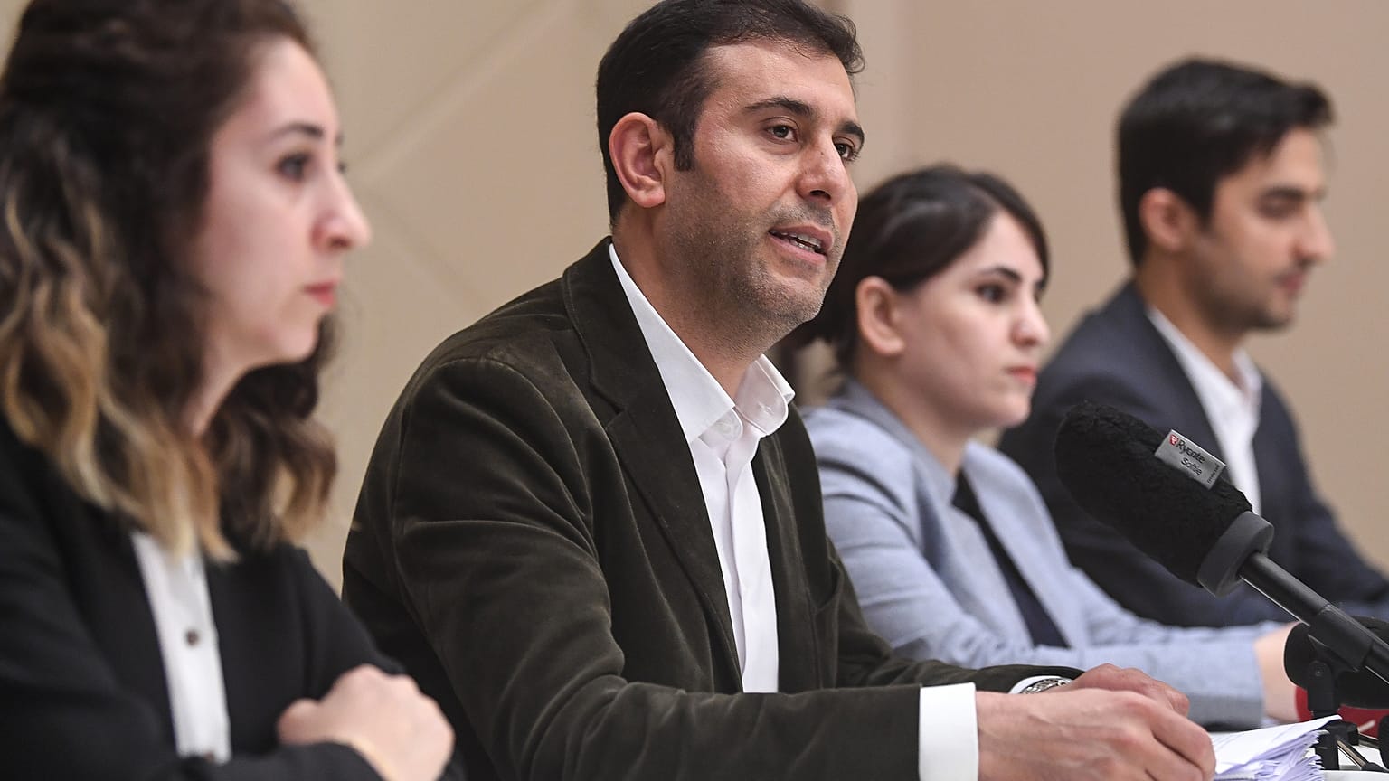 PKK lideri Öcalan'ın yaptığı çağrı sonrası açlık grevleri sonlandırıldı
