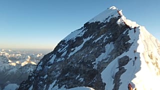 Climbers on Everest on May 22