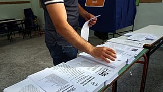 Ψήφισαν οι υποψήφιοι περιφερειάρχες Αττικής