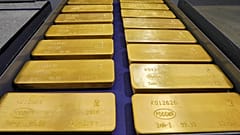 سبائك من الذهب الخالص في كراسنويارسك بروسيا