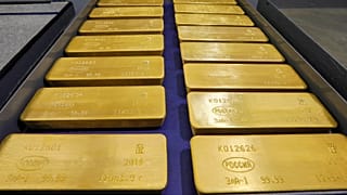 سبائك من الذهب الخالص في كراسنويارسك بروسيا