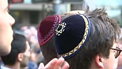 Правительство ФРГ вступилось за кипу