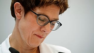Youtuber starten Petition gegen CDU-Chefin Kramp-Karrenbauer