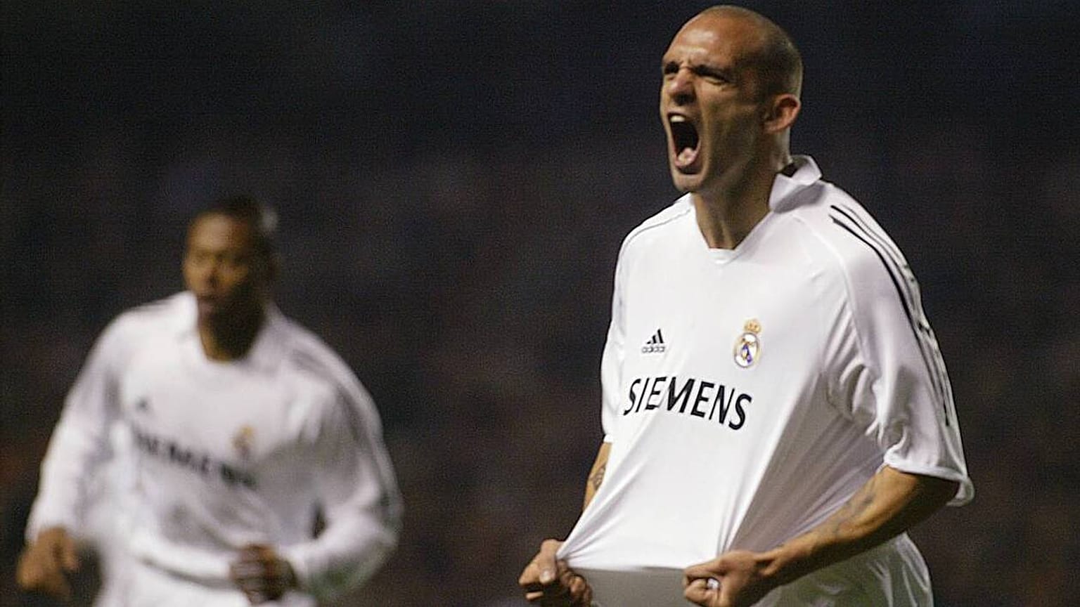 Futbolcu Raul Bravo 