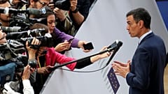 Sulla presidenza della Commissione UE è braccio di ferro tra Merkel e Macron