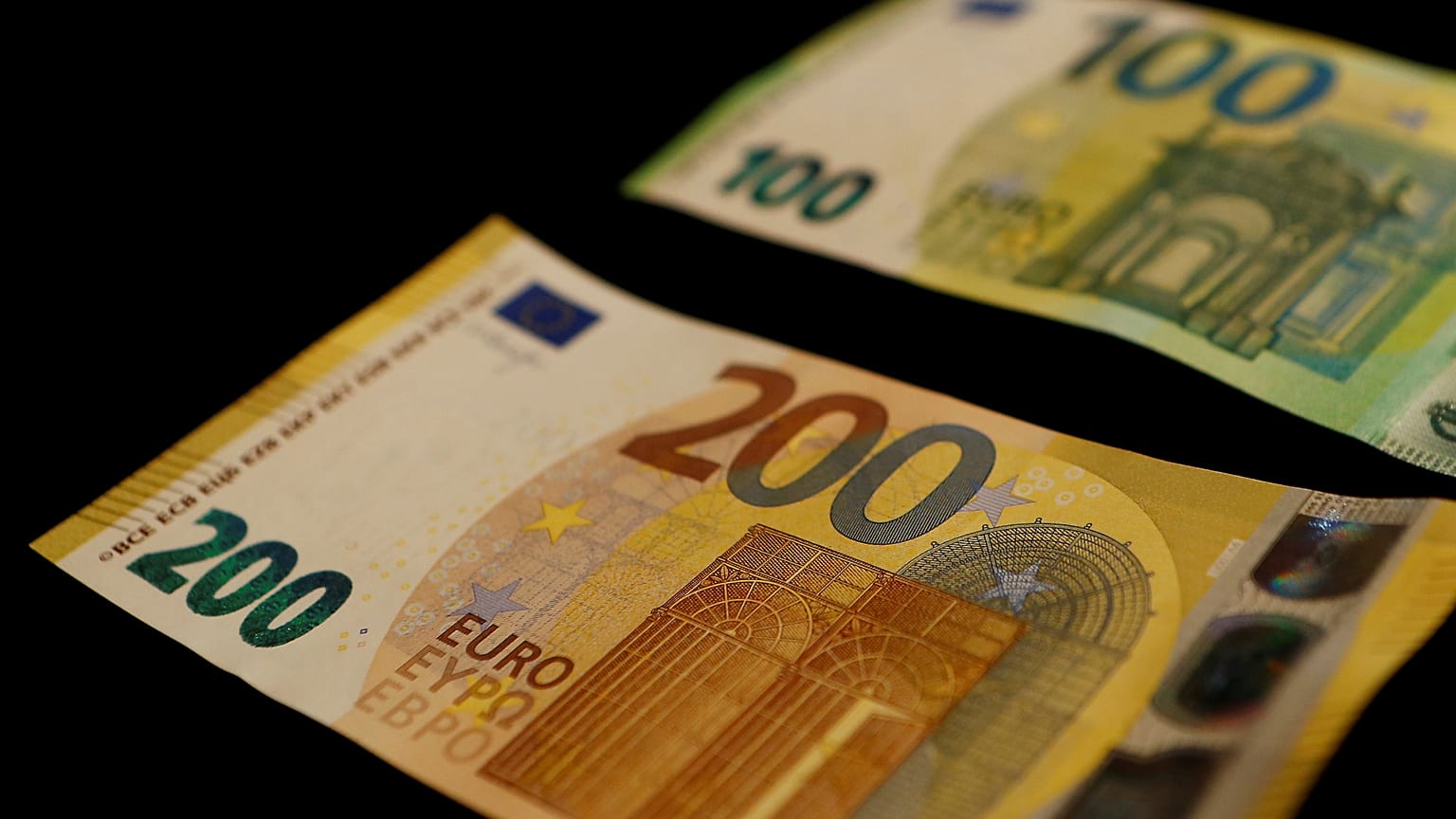 Strapabíró bankjegyeket adott ki az EKB