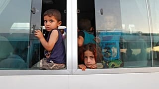 Aileleri IŞİD'li olan 188 Türk çocuk Irak'tan Türkiye'ye iade edildi