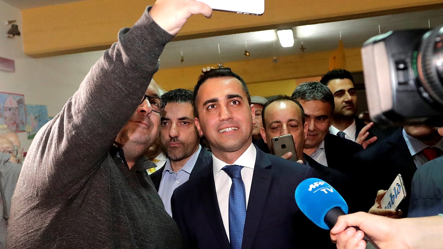 Luigi Di Maio revalida la confianza del Movimiento 5 Estrellas