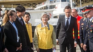 Dél-koreai külügyminiszter: mindenkit meg akarunk találni