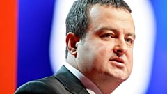 «Μη μου θυμώνεις μάτια μου» αλά Ντάτσιτς